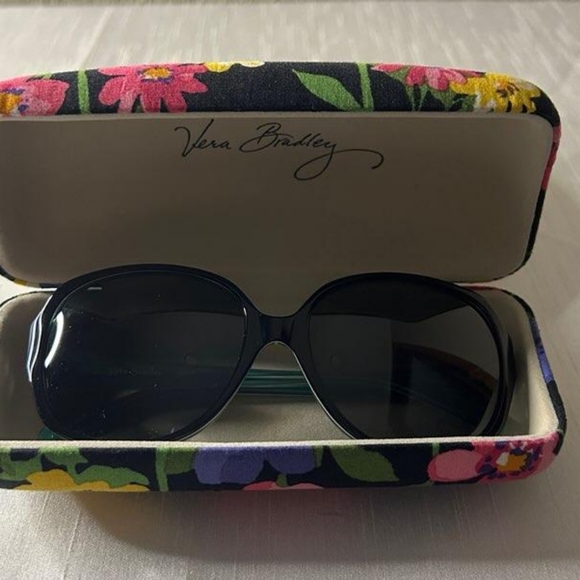 Vera Bradley Accessories - Vera Bradley Payton Paisley Print Sunglasses With Floral Hard Case